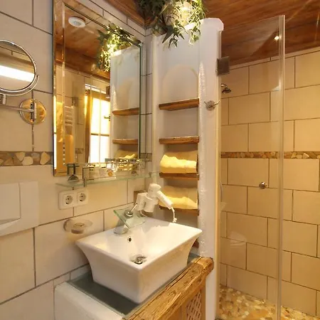 Haus Sonnenschein מלון גראינאו