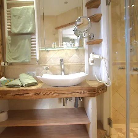 Haus Sonnenschein 酒店 格赖瑙