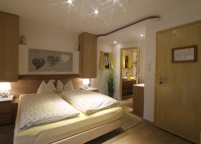 Haus Sonnenschein Hotel *